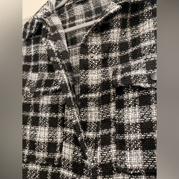 NWT Black Tape Black-White Raw Edge, size Small/Medium - Picture 2 of 6